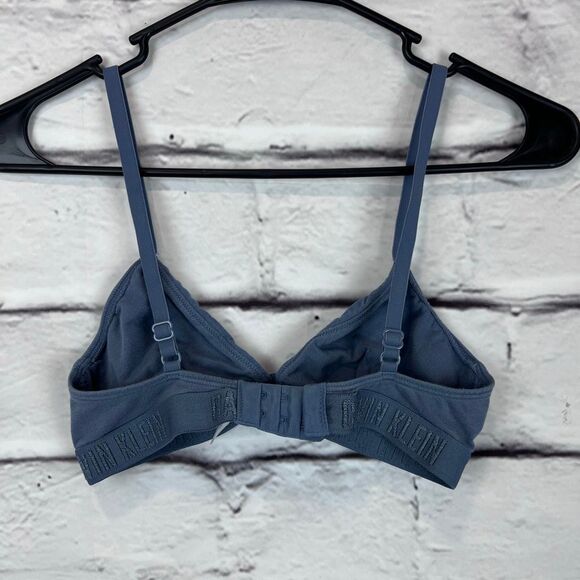 Calvin Klein Blue Bralette Size M Wireless Triangle Bra Logo Band Adjustable Str - Picture 4 of 8